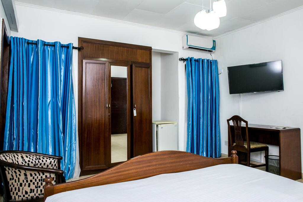Golden Crest Lodge Bawaleshi ภายนอก รูปภาพ