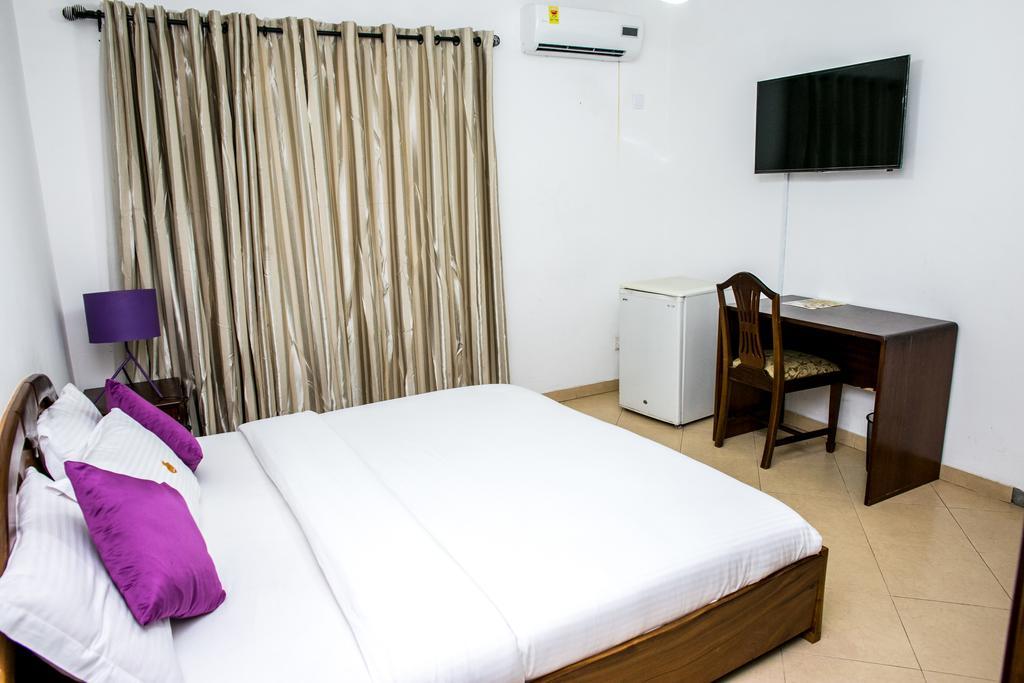 Golden Crest Lodge Bawaleshi ภายนอก รูปภาพ